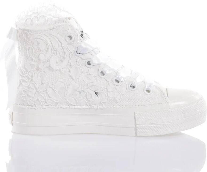Mi era Lace Bow Platform Sneakers
