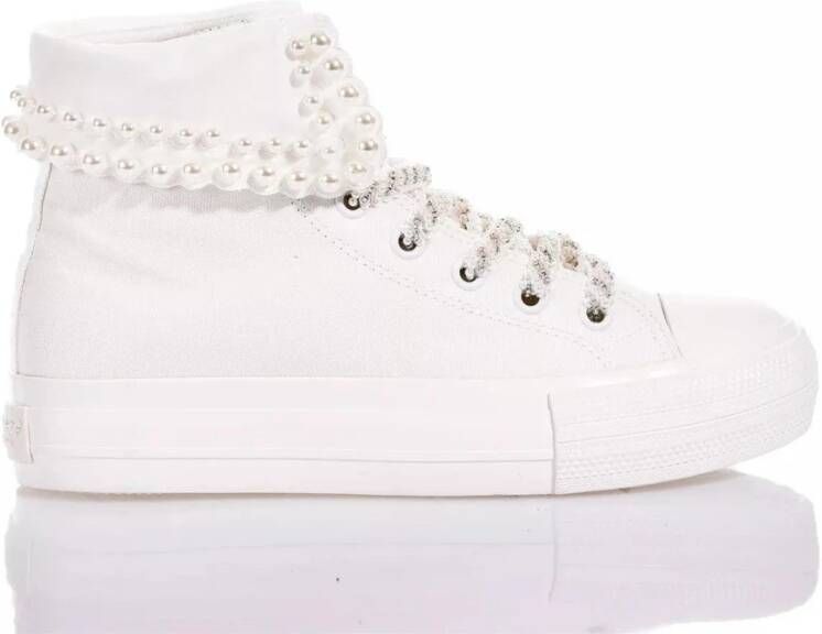 Mi era Pearl-Embellished Platform Sneakers