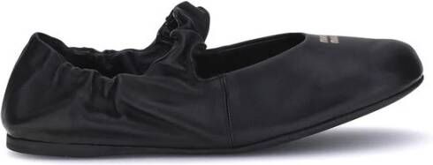 Miu Klassieke lamsskin ballerina's met iconisch monogram