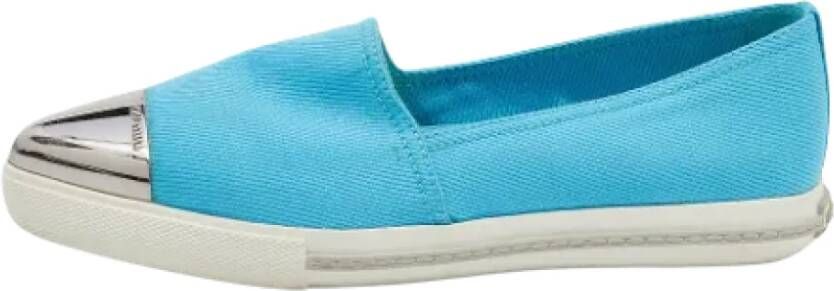 Miu Pre-owned Canvas sneakers Blue Dames