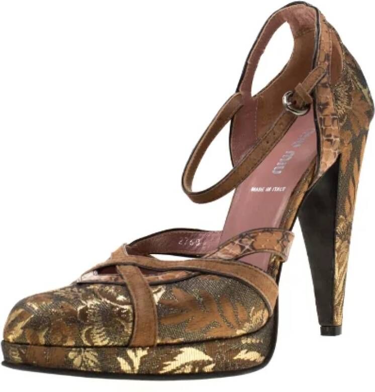 Miu Pre-owned Fabric heels Brown Dames