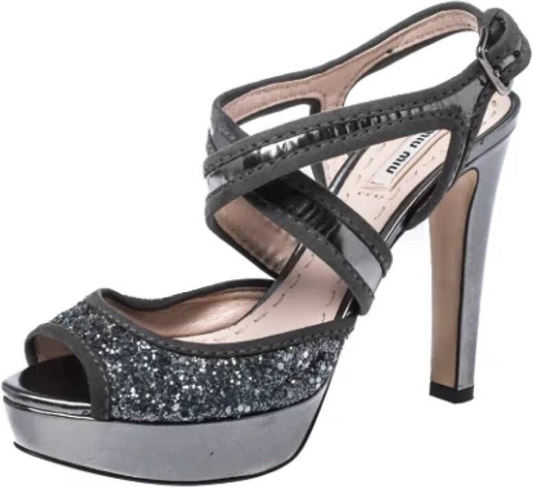 Miu Pre-owned Fabric sandals Gray Dames