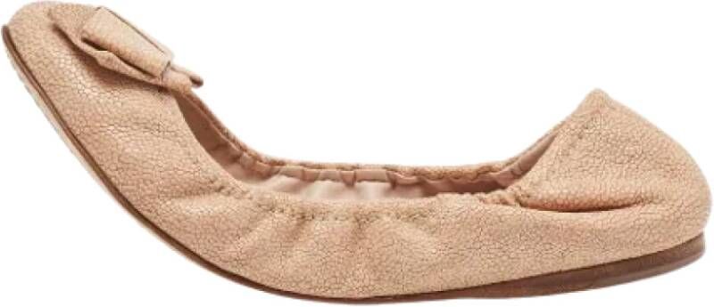 Miu Pre-owned Leather flats Beige Dames