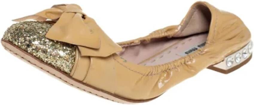 Miu Pre-owned Leather flats Beige Dames