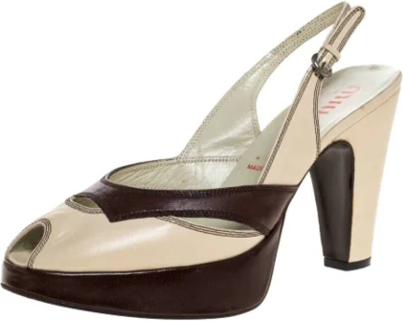 Miu Pre-owned Leather sandals Beige Dames