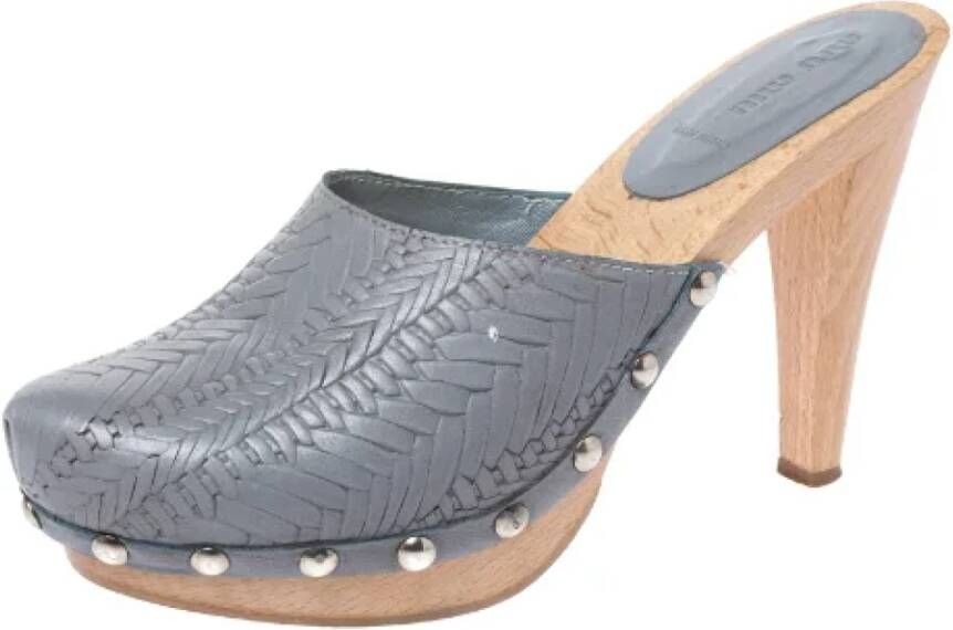 Miu Pre-owned Leather sandals Gray Dames