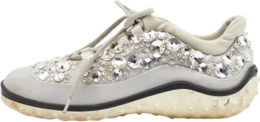 Miu Pre-owned Satin sneakers Gray Dames