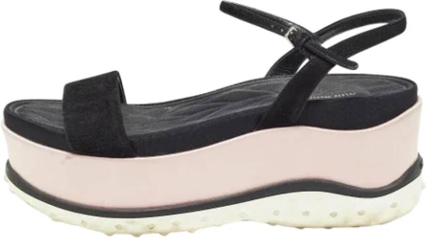 Miu Pre-owned Suede sandals Black Dames