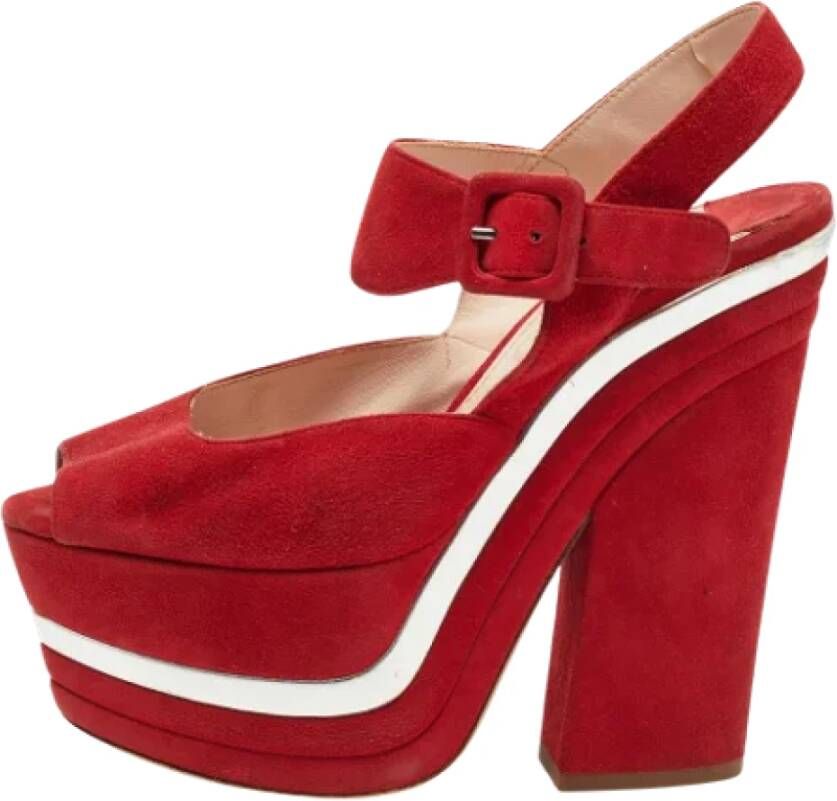 Miu Pre-owned Suede sandals Red Dames