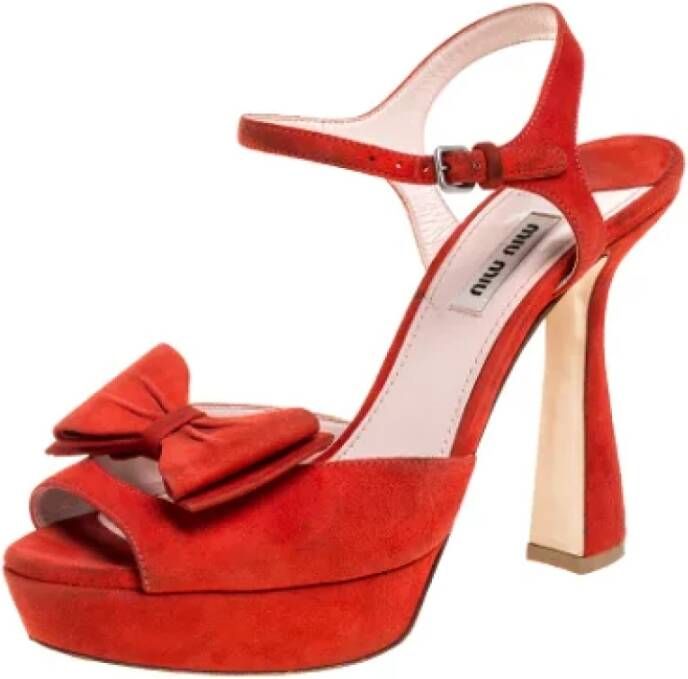 Miu Pre-owned Suede sandals Red Dames