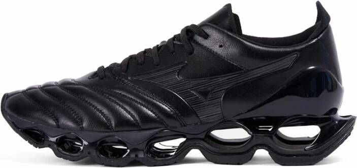 Mizuno Gewatteerde Zwarte Sneakers met Wave Technologie