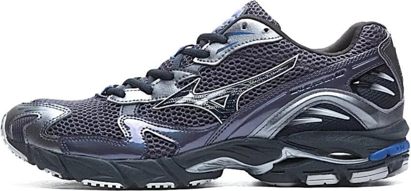Mizuno Wave Rider 10 Sneakers