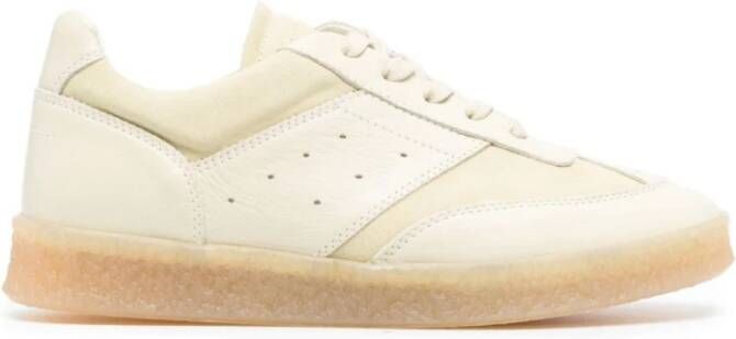 MM6 Maison Margiela Beige Witte Leren Sneakers Amandelvormige Neus Beige Dames