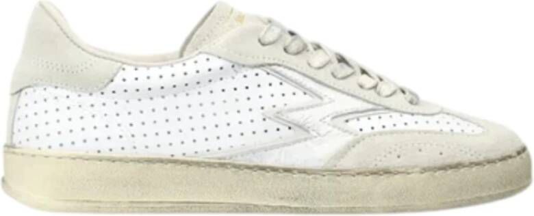 MOA Master OF Arts Zilveren Sneakers met Wit Club Logo