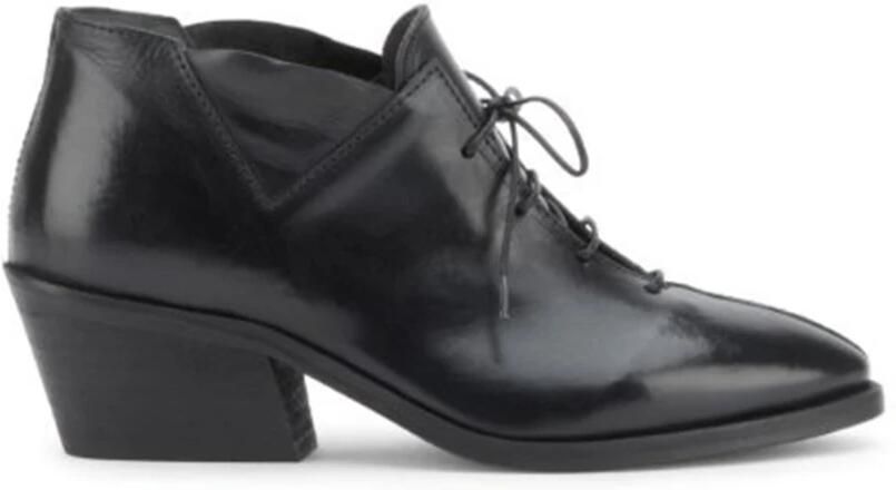 MOMA Scarpa Allacciata Colorado