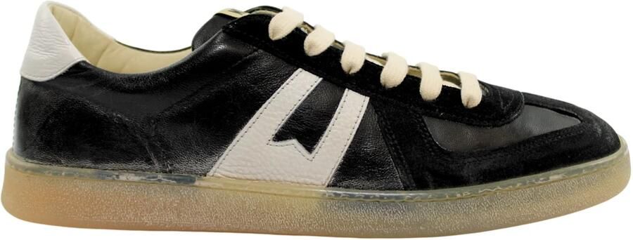 MOMA Vulcano Sneaker