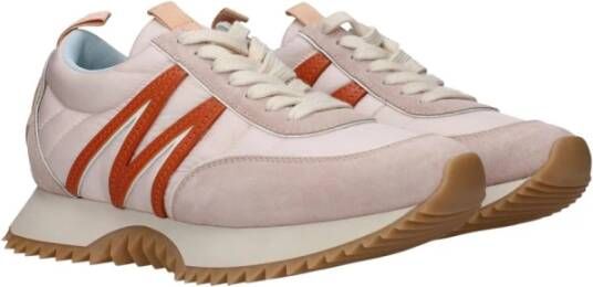 Moncler Chunky Fabric Sneakers met Veters en Logo Achterop