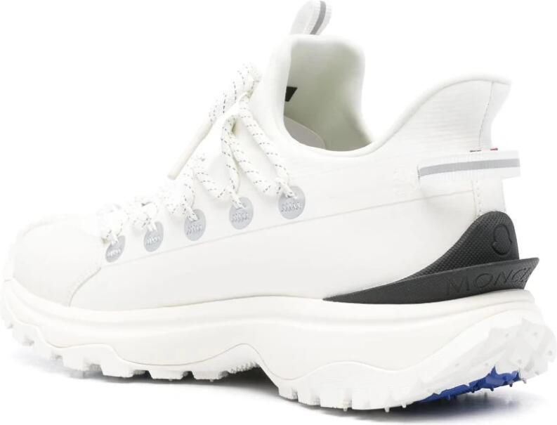 Moncler Low-Top Sneakers Ivory Sneakers With Prominent Logo in wit