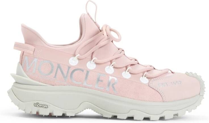 Moncler Low-Top Sneakers Sporty White Sneakers With Rugged Sole in roze