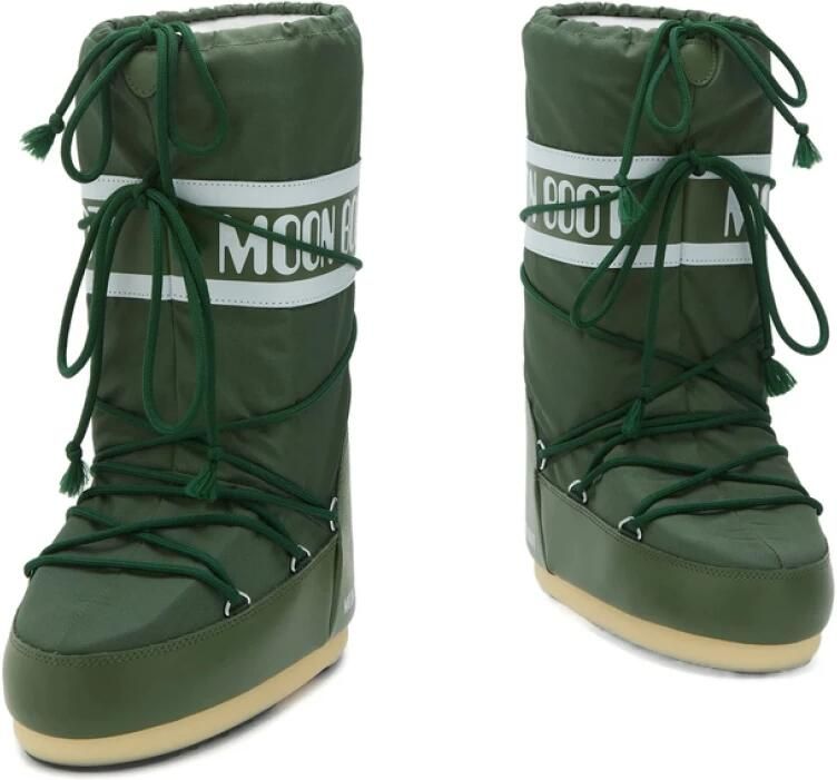 Moon Boot Bosgroene Veterschoenen met Rubberen Zool