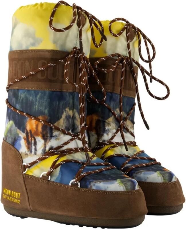 Moon Boot Icon High Postcard Boots
