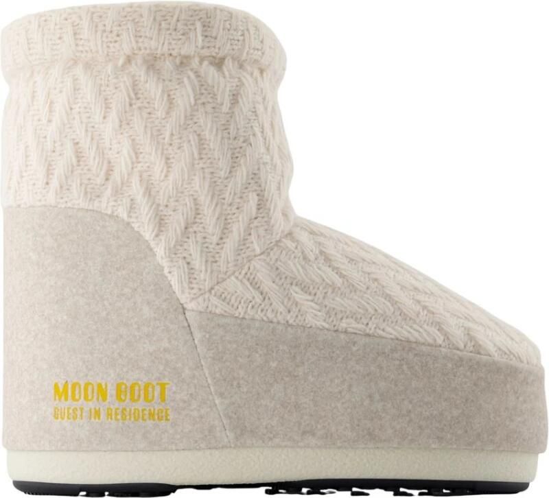 Moon Boot MB Icon Low Ankle Boots