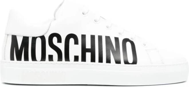 Moschino Witte Leren Sneakers met Vetersluiting White Dames