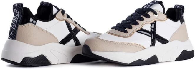 Munich Wave 105 Sneakers Stijlvol en Duurzaam Beige Heren