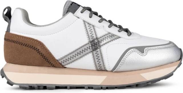 Munich Witte sportieve leren sneakers voor vrouwen Multicolor Dames