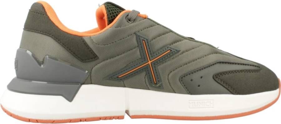 Munich Stijlvolle tweedehands sneakers