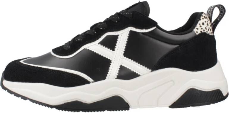 Munich Wave Sneakers