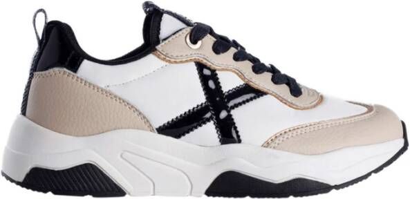 Munich Wave 105 Sneakers Stijlvol en Duurzaam Beige Heren