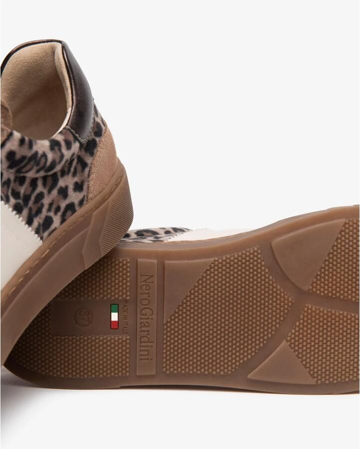 NeroGiardini Sneaker Velour T.Pluvia Dis.1348 Be Velvet Melk 1039 Etoil Fashion Wear Vrouwen - Foto 3