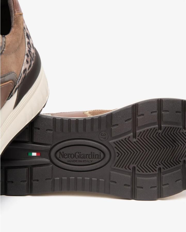 NeroGiardini -Sneaker Velours Armenia Leer T.Crom Taupe T.Pluvia Patroon 1 Fashion Wear Vrouwen - Foto 5