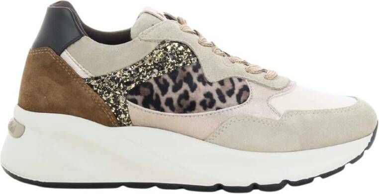 Nerogiardini Beige Damesschoenen Stijlvol Model