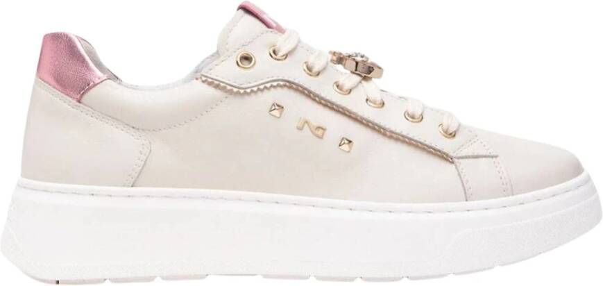 Nerogiardini Witte leren sneakers met blauwe metallic details