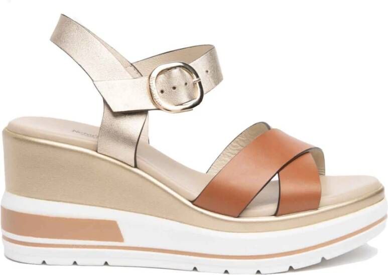 Nerogiardini Bruin Leren Sandalen Stijlvol Comfortabel Ontwerp Multicolor Dames