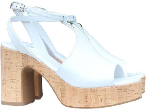 Nerogiardini Leren sandalen met kurken hak