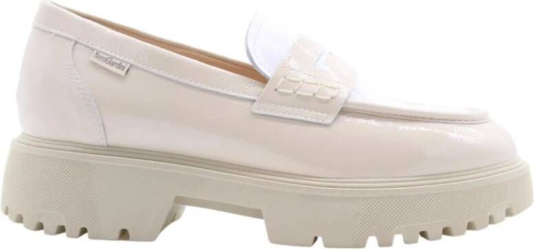 Nerogiardini Prachtige Cornell Loafers Beige Dames