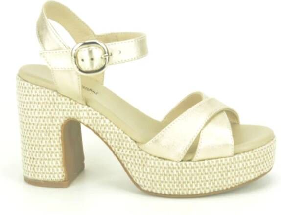 Nerogiardini Raffia Sandaal met Gouden Details