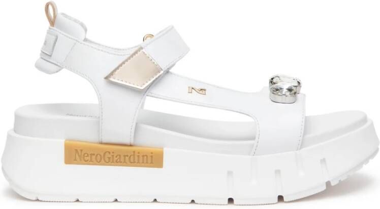 Nerogiardini Witte Sandalen met Pietre Detail