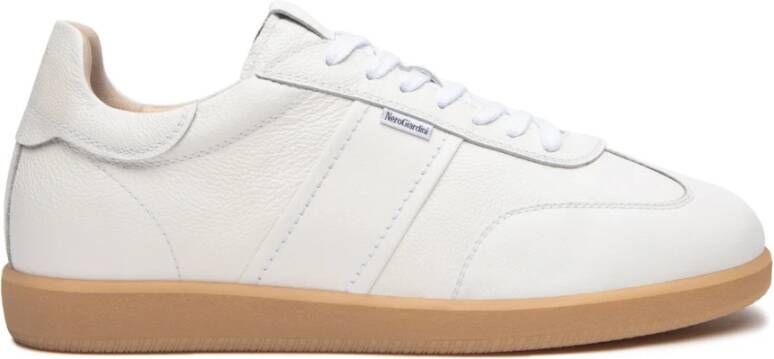 Nerogiardini Witte Sneakers met Cassetta