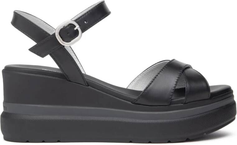 Nerogiardini Zwarte leren sleehak sandalen