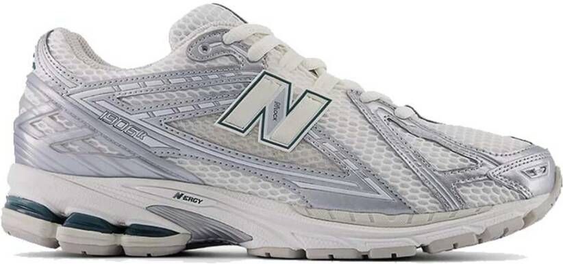 New Balance 1906R Schoenen Zilver Maat: 39.5 Textil Synthetisch Foot Locker