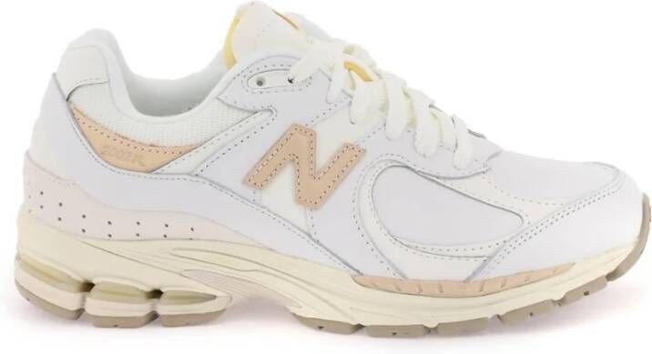 New Balance 2002R Leren en Mesh Sneakers White Dames