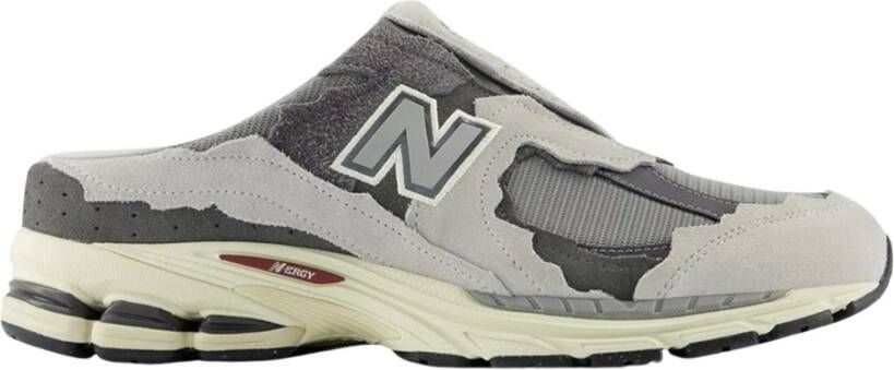 New Balance 2002R Regenwolk Sneakers Gray Heren