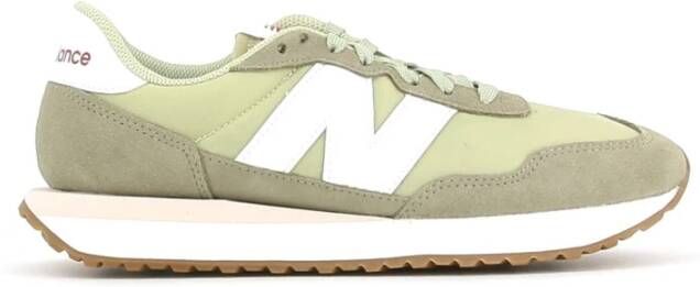 New Balance Pastelgroene en zwarte sneakers Green Heren