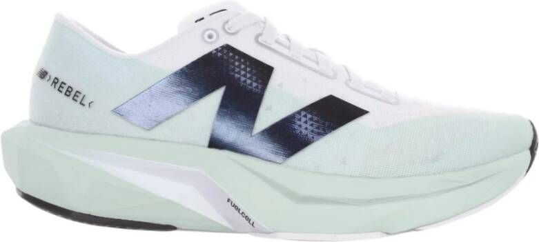 New Balance FuelCell Rebel v4 Hardloopschoenen