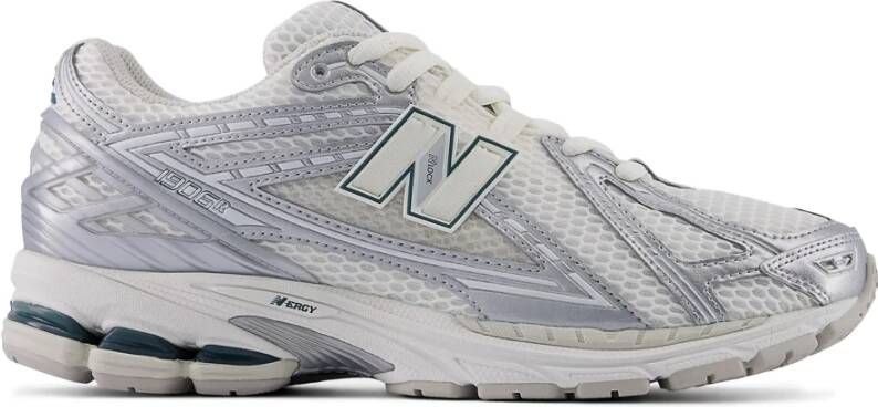 New Balance 1906R Schoenen Zilver Maat: 39.5 Textil Synthetisch Foot Locker