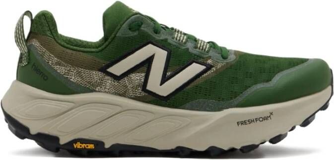 New Balance Groene Sneakers voor een stijlvolle look